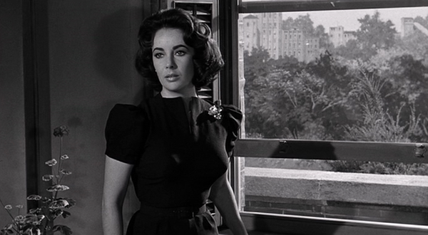 Elizabeth Taylor in Trigère